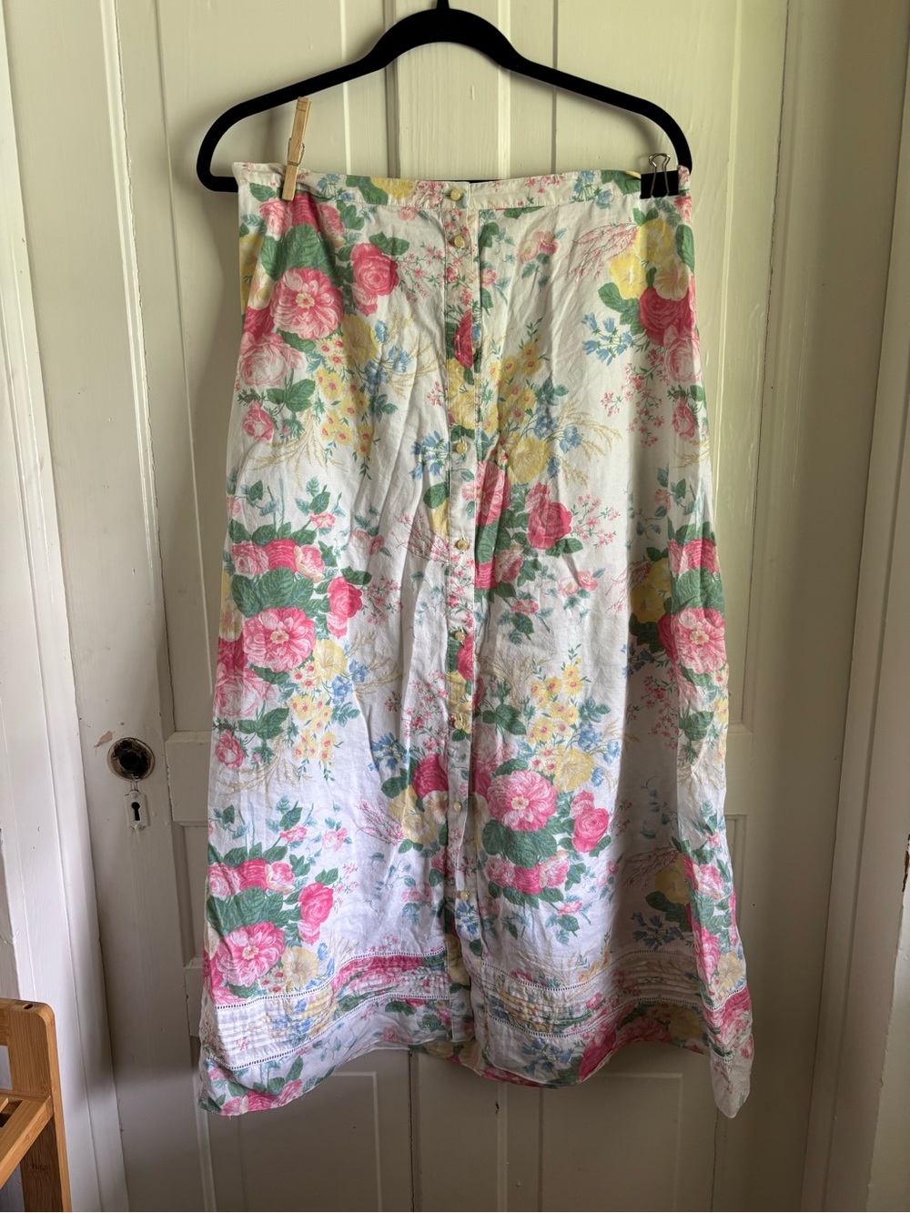 Ralph Lauren floral maxi skirt size 12 with beautiful buttons (fits like 10)